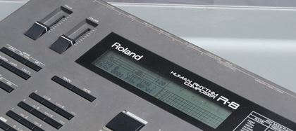 Roland-R-8 boxed with ALL ELEVEN CARDS!